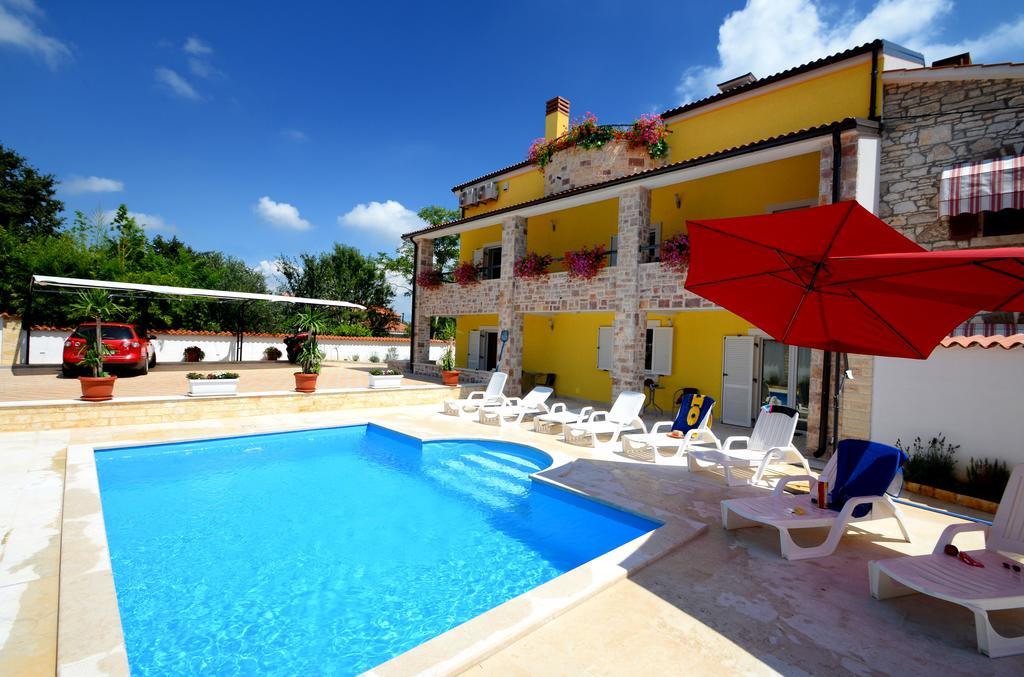 Apartments Villa Mimi Višnjan Extérieur photo