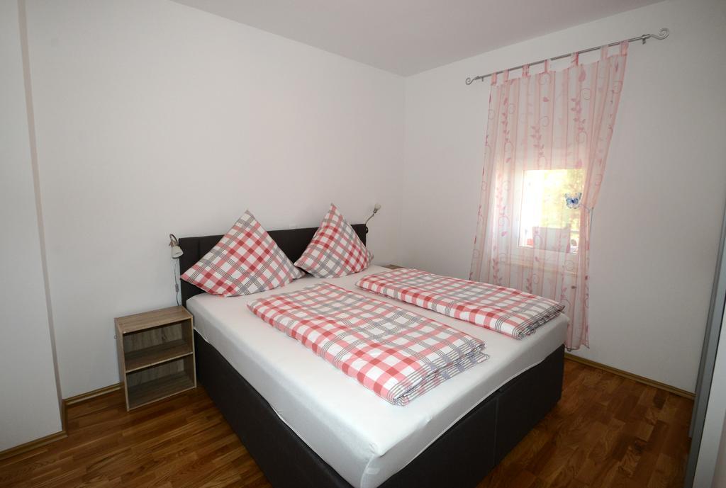 Apartments Villa Mimi Višnjan Chambre photo